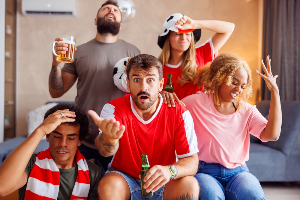 ¿Por qué algunas personas se vuelven locas cuando sus equipos pierden en los deportes?