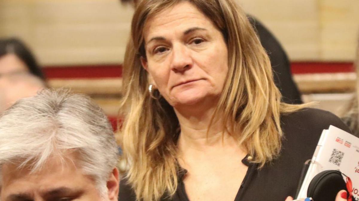 Casol estudia denunciar a Junts tras ser expulsada del grupo por su denuncia de acoso