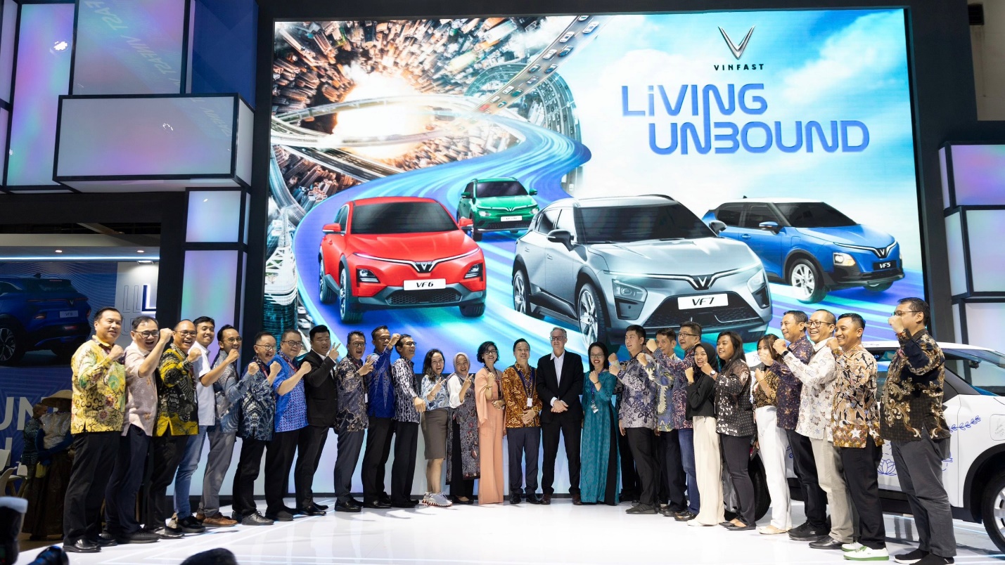 VinFast se asocia con cinco distribuidores en Indonesia