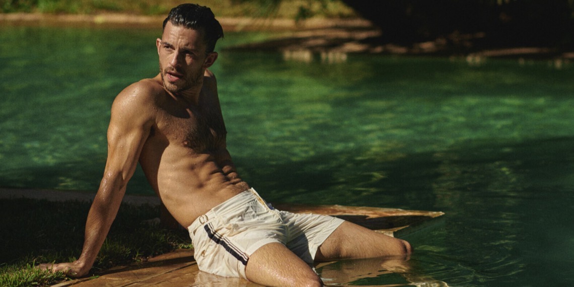 Jonathan Bailey encabeza Orlebar Brown primavera/verano y es apasionante, además de más noticias sobre celebridades – Socialite Life