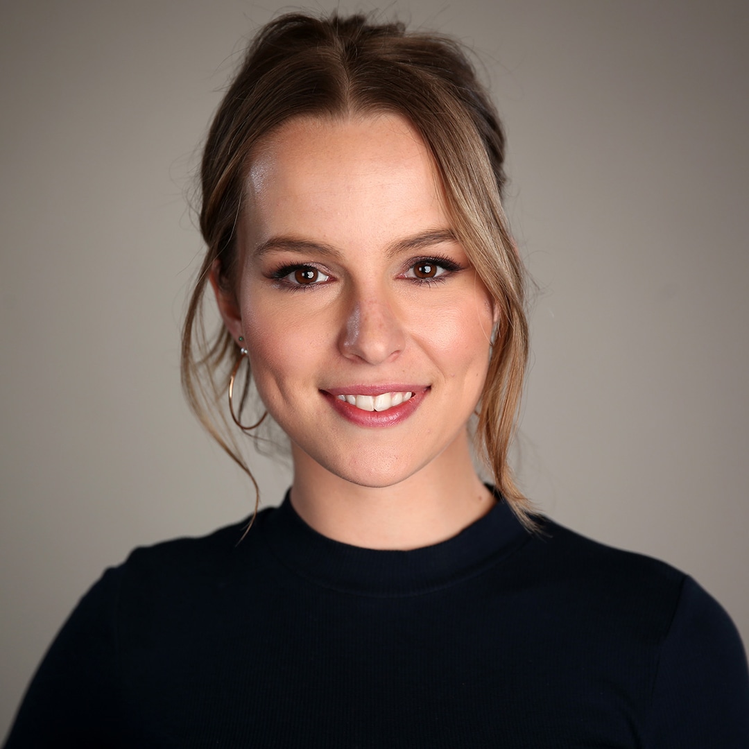 Bridgit Mendler de Disney revela que es mamá y directora ejecutiva de una startup espacial