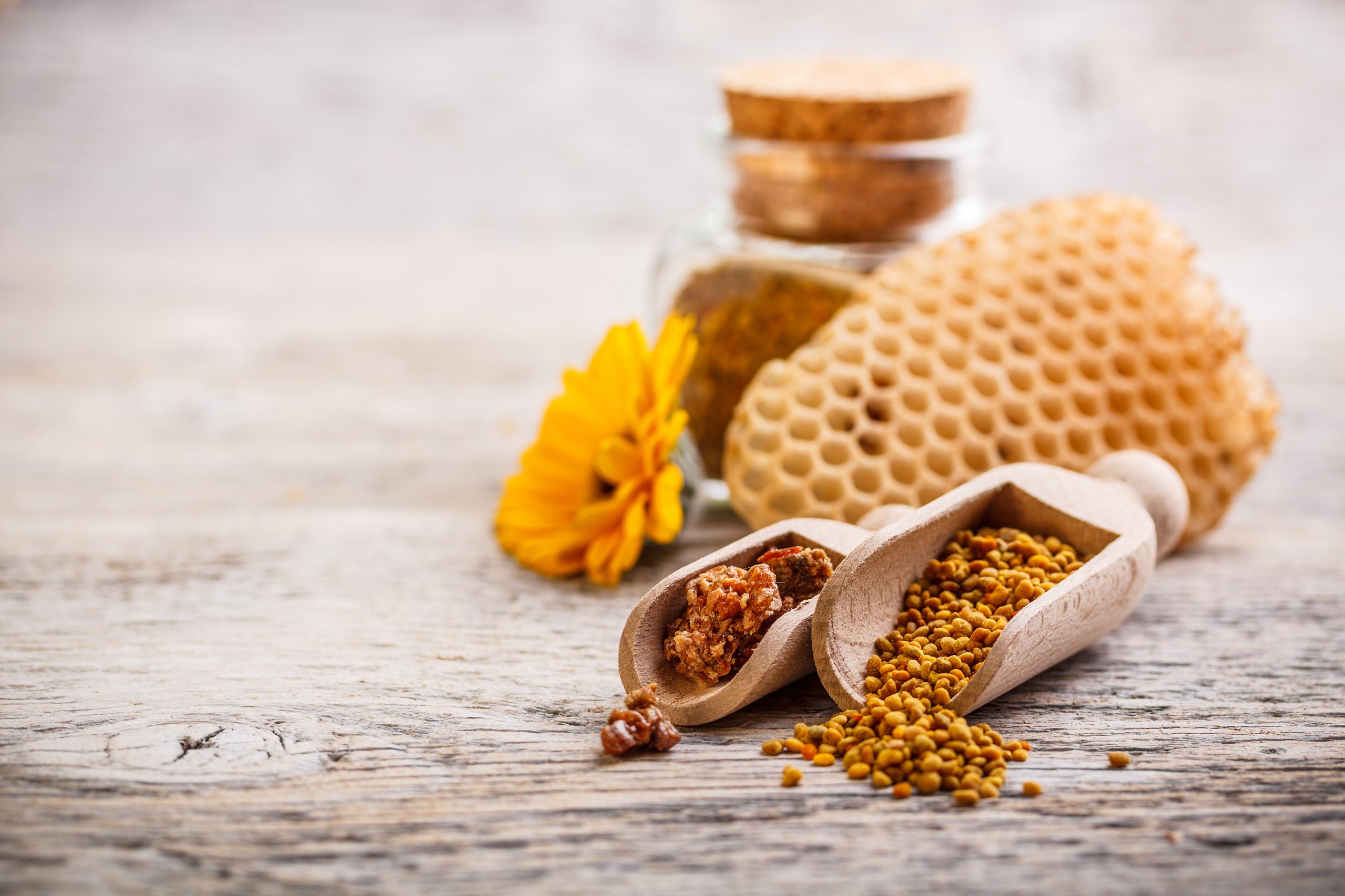 El polen de abeja como suplemento natural podría ser el próximo superalimento