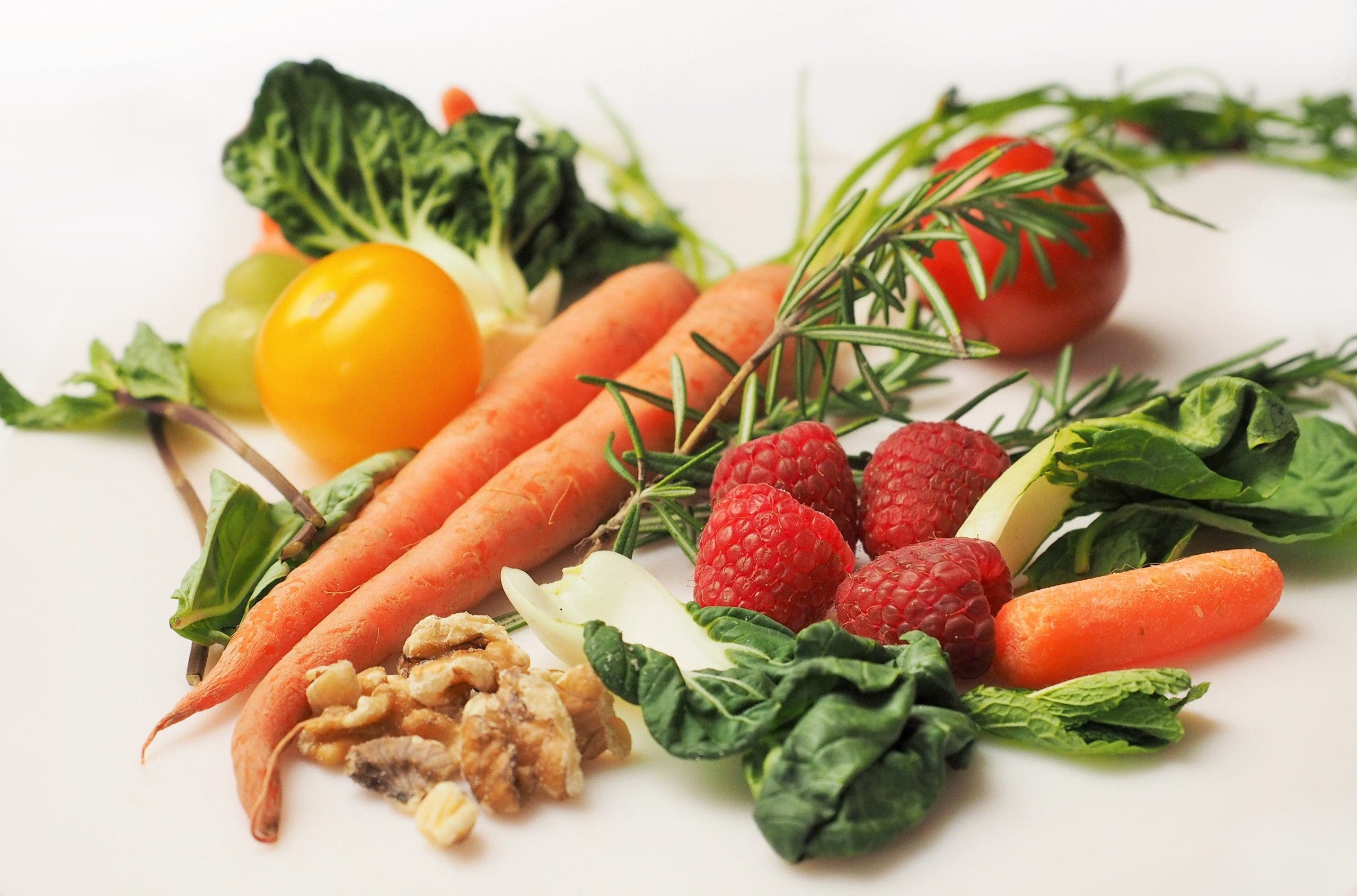 Sólo el 25% de los jóvenes en España lleva una dieta saludable, según un nuevo estudio