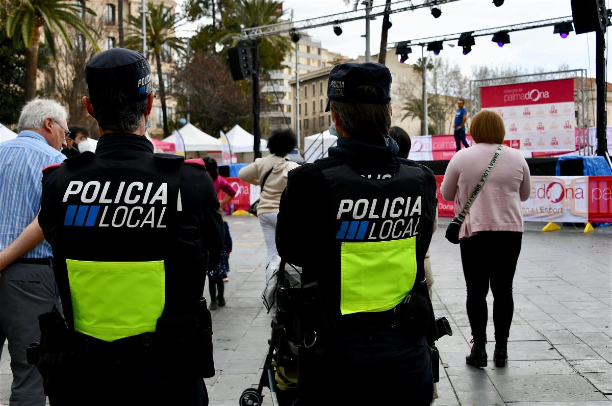 Placas británicas falsificadas descubiertas en Palma « Euro Weekly News