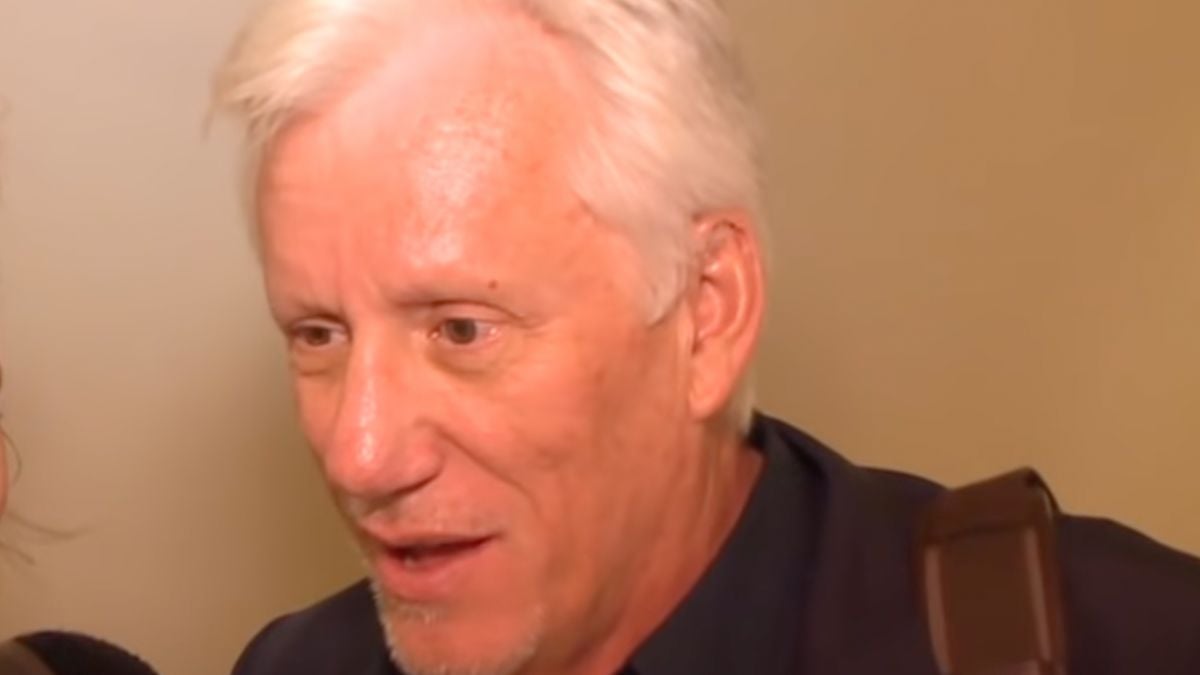 James Woods advierte que las elecciones presidenciales no serán justas: ‘Una elección totalmente robada…’