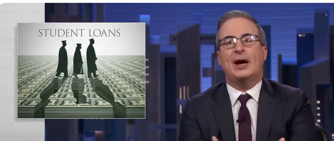 John Oliver destaca cómo Joe Biden ha brindado alivio de la deuda estudiantil