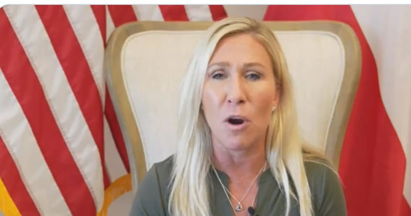 Marjorie Taylor Greene pregunta si el colapso del puente Francis Scott Key fue un accidente