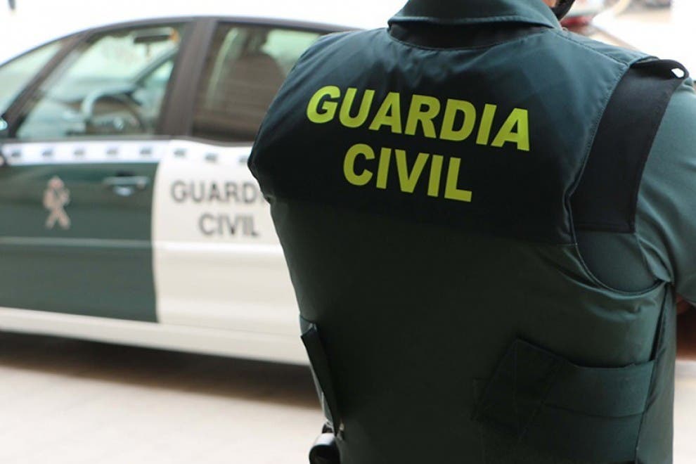 Mujer británica arrestada por homicidio imprudente después de no llamar a una ambulancia durante TRES días después de que su anciana madre se cayera y luego muriera en la Costa Blanca de España.