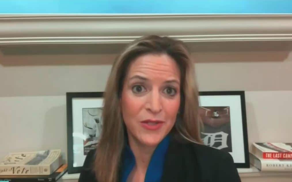 La secretaria de Estado de Michigan critica a Ronna McDaniel por poner en peligro a los trabajadores electorales
