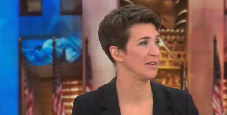 Mira a Rachel Maddow haciendo una imitación de Lara Trump