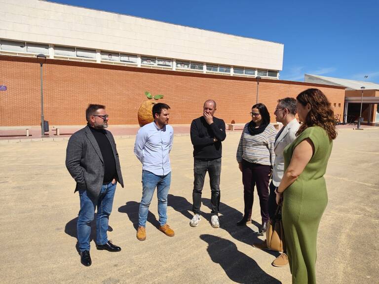 El Ayuntamiento de Rojales sugiere al Gobierno regional jugar la política con la educación