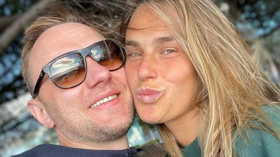 Tragedia del tenis: la española Paula Badosa debe luchar contra su ‘mejor amiga’ Aryna Sabalenka, que perdió a su novio por suicidio esta semana