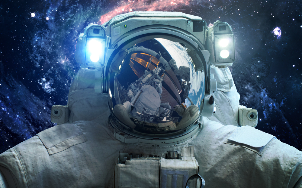 Como si los viajes espaciales no fueran suficientes, los astronautas también experimentan dolores de cabeza en órbita