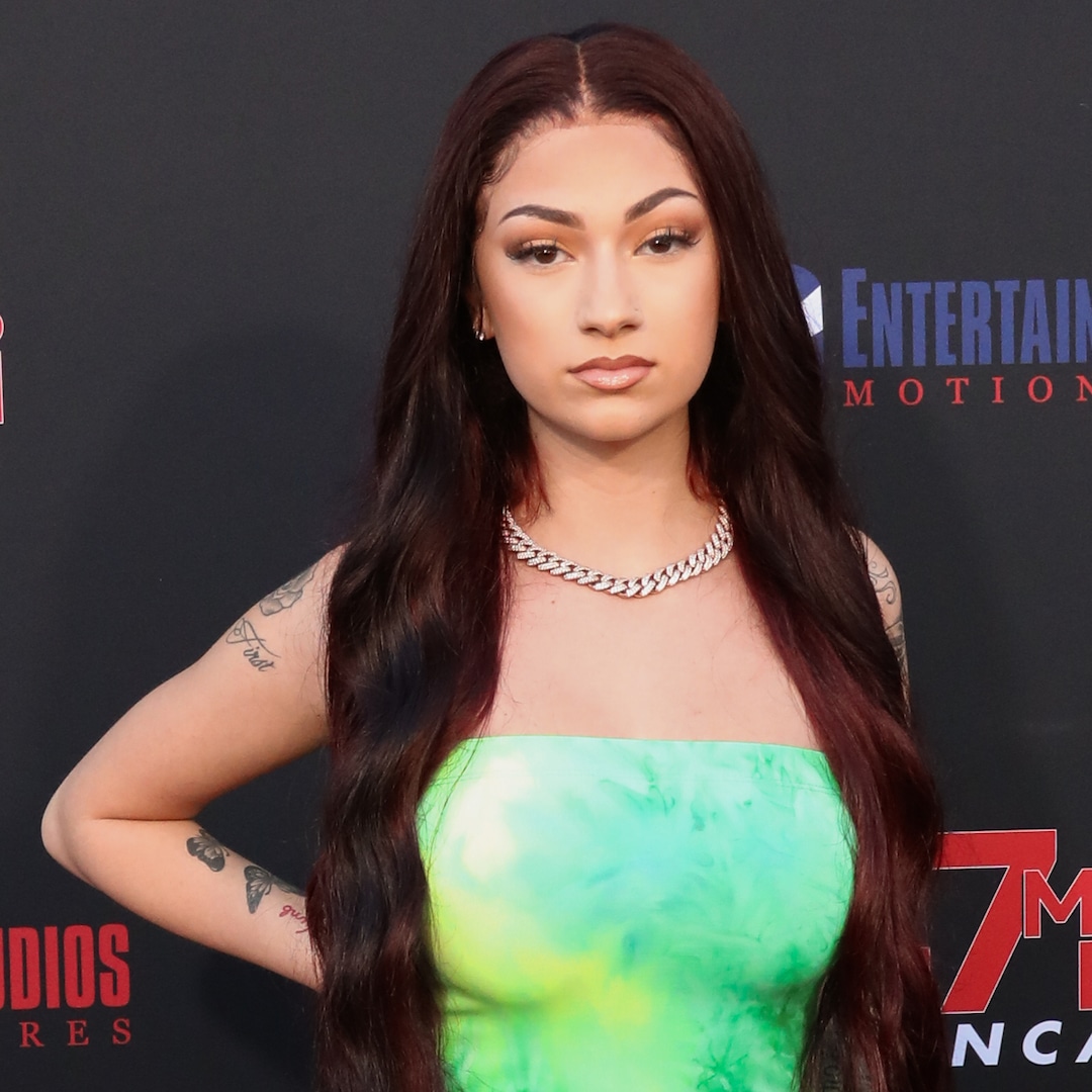 Bhad Bhabie debute la dramática transformación del cabello rubio
