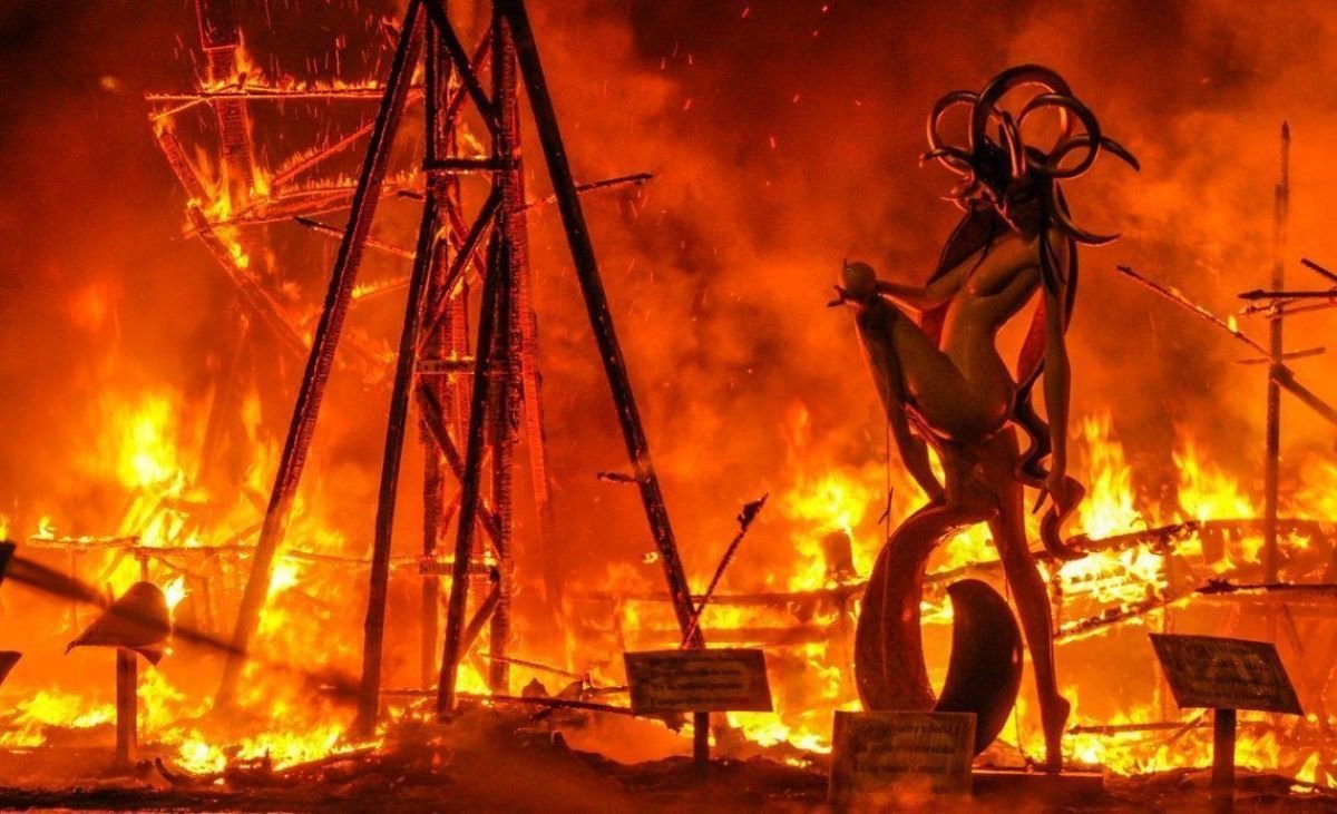 El festival incendia Benidorm « Euro Weekly News