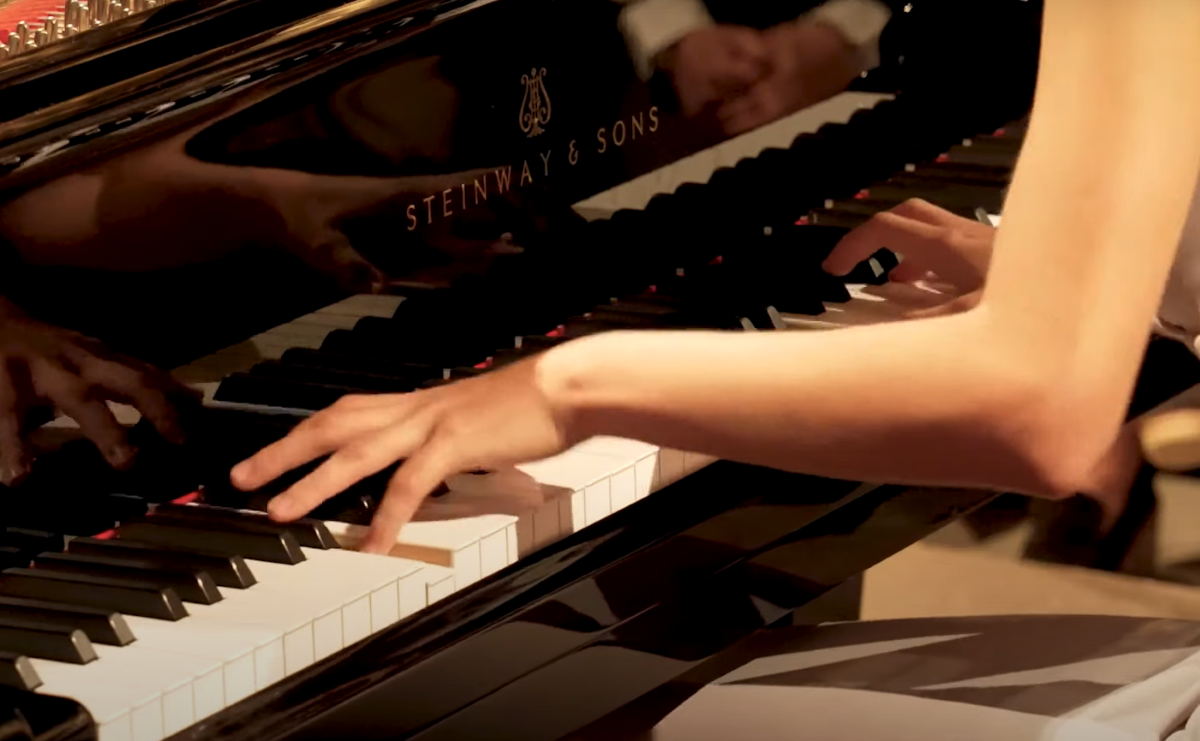 Felicidad del piano en el auditorio « Euro Weekly News