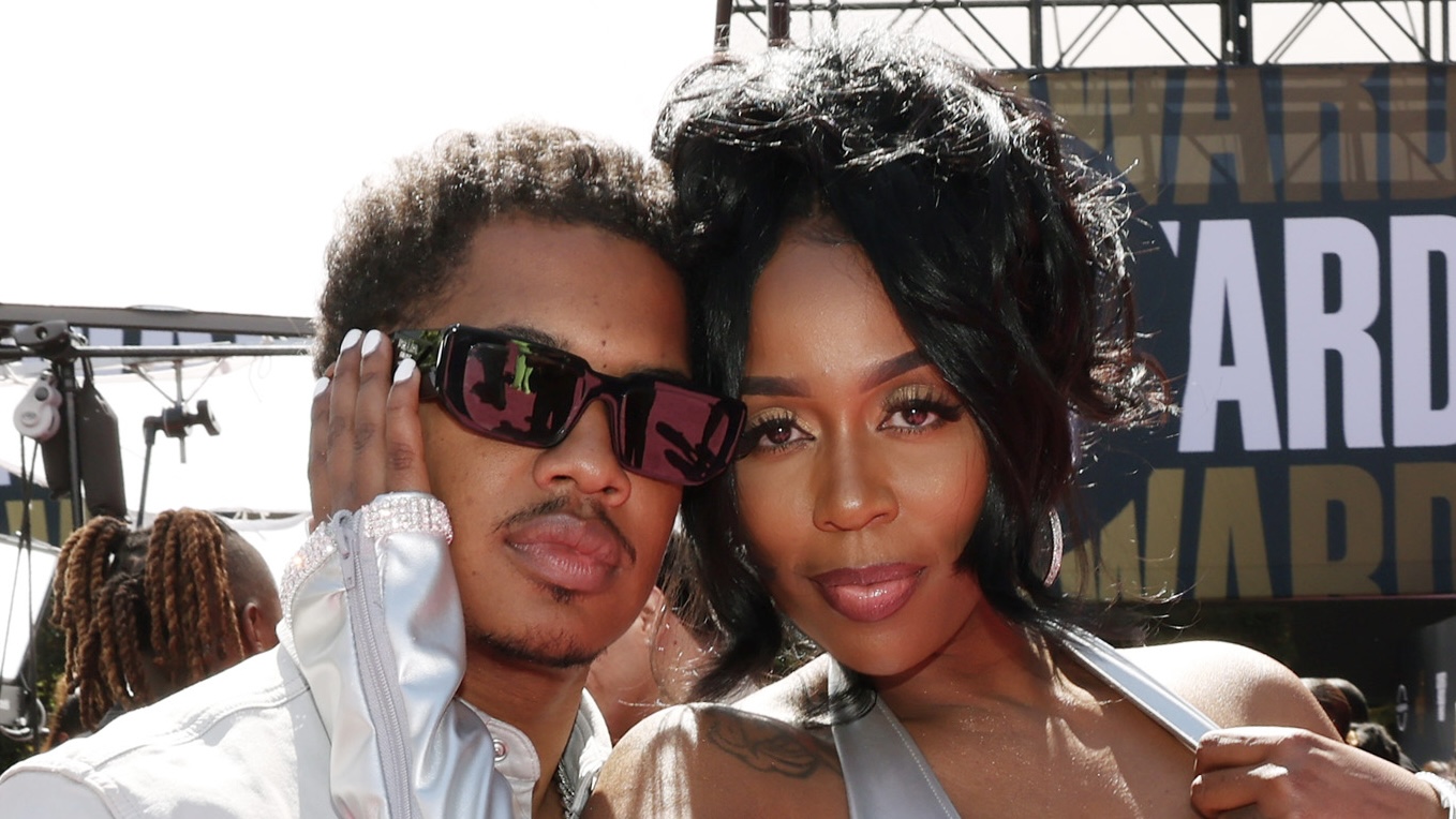 Kash Doll y Tracy T revelan el sexo de su bebé (VER)