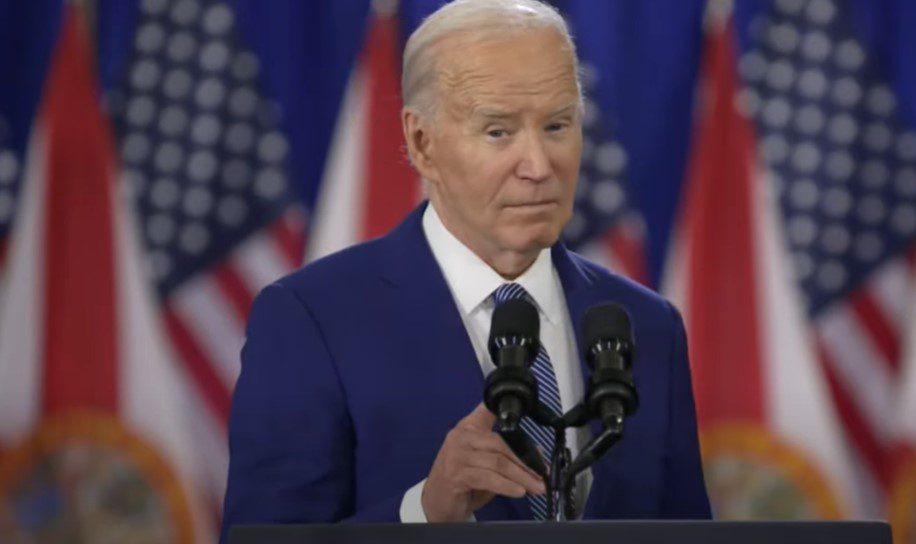 Los periodistas chismosos han odiado abiertamente a Biden durante años, dice un ex redactor de discursos