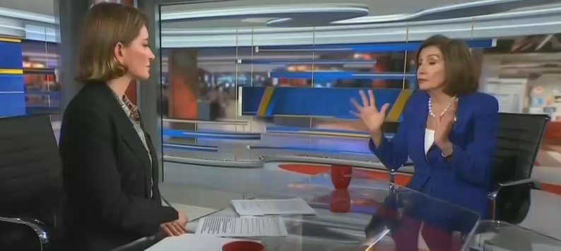 Nancy Pelosi critica a Katy Tur por ser una apologista de Trump