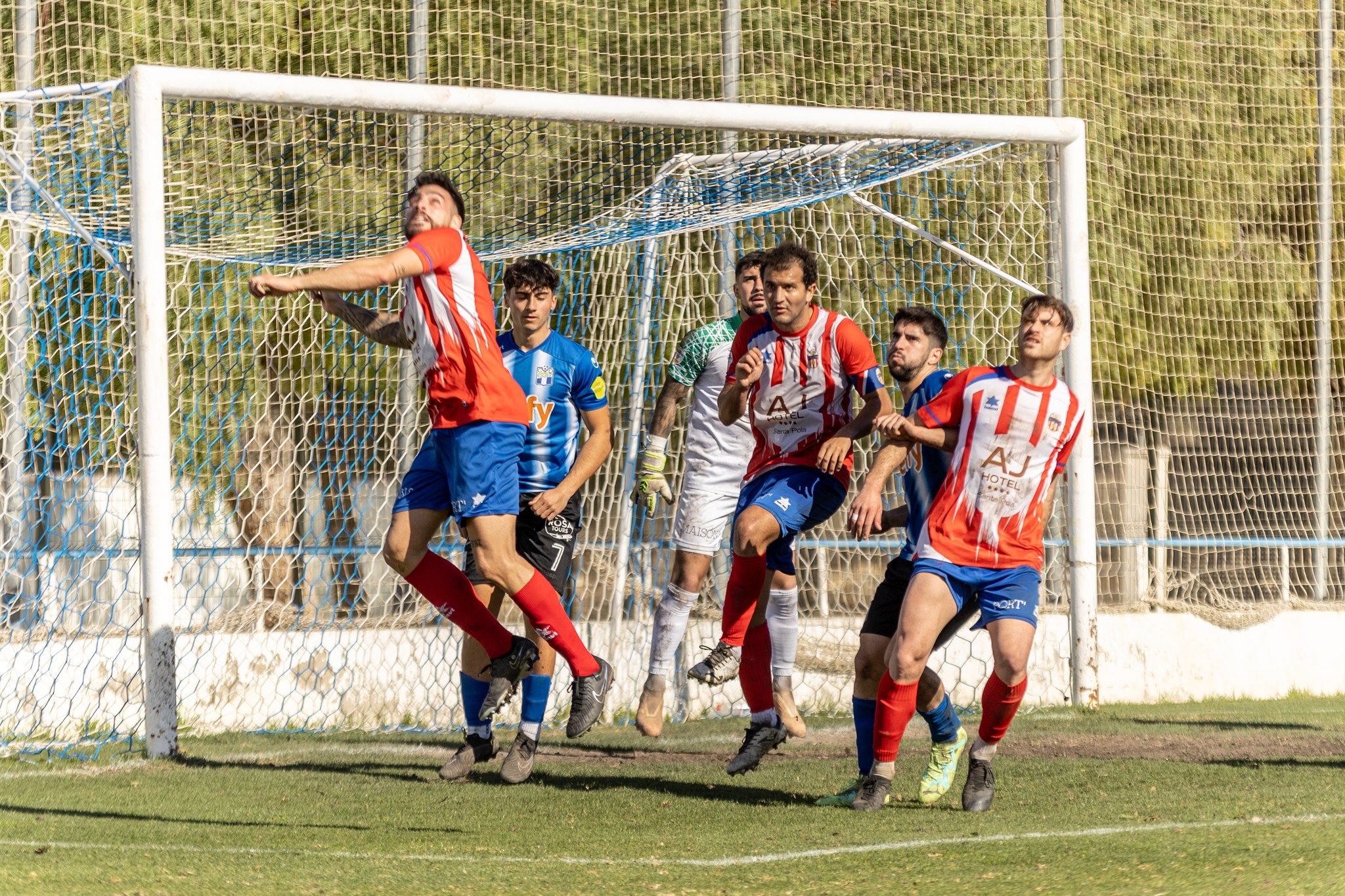 THADER REDESCUBRE LA FÓRMULA GANADORA CON ESTILO