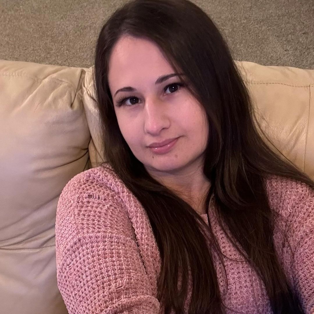Gypsy Rose Blanchard toma de la mano a su ex prometido Ken Urker