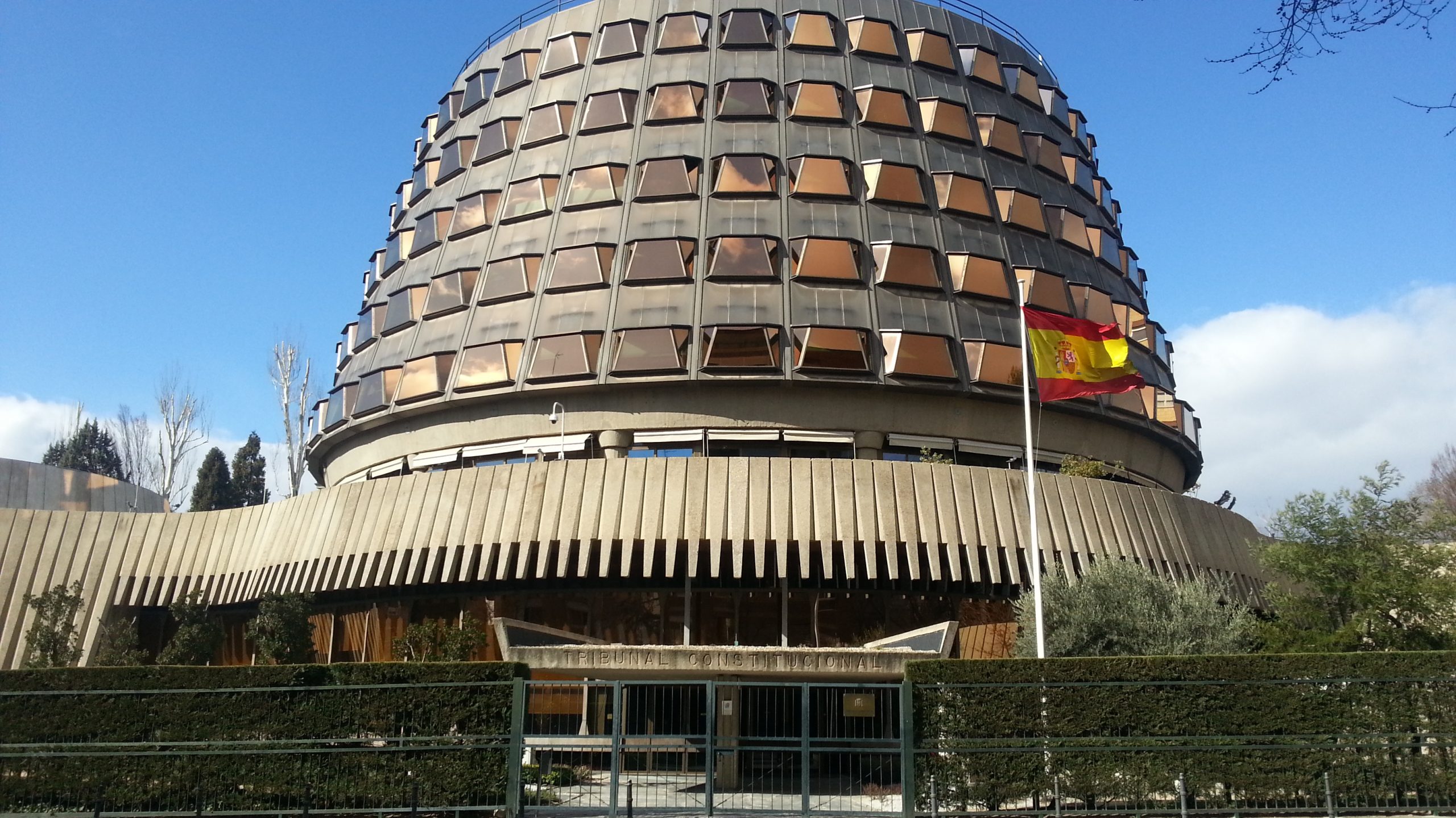 El Tribunal Constitucional Supremo se pronuncia a favor del sexo a cambio de la deuda ⋆ Metropolitano de Madrid