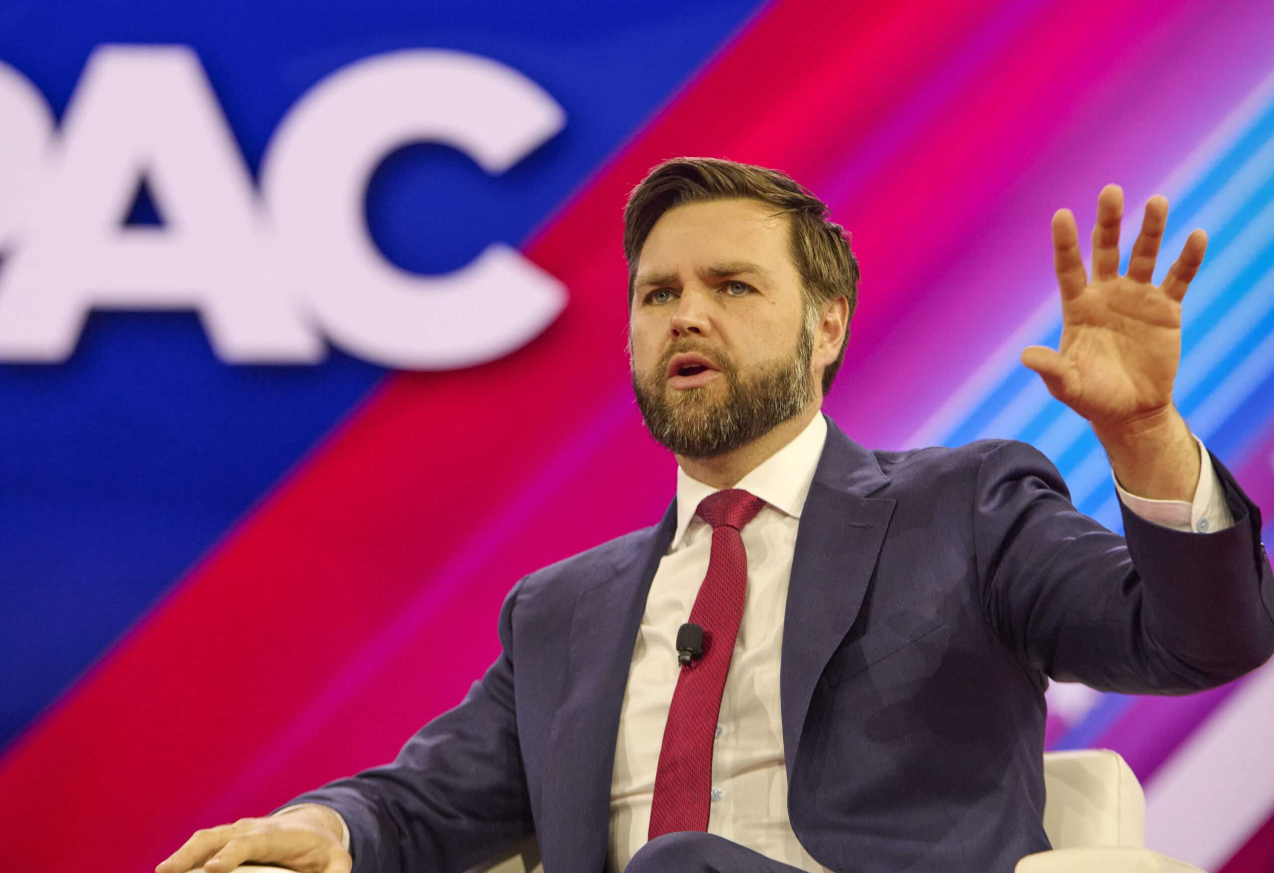 La descarada táctica de JD Vance para bloquear el acuerdo entre Estados Unidos y Nippon es peligrosa