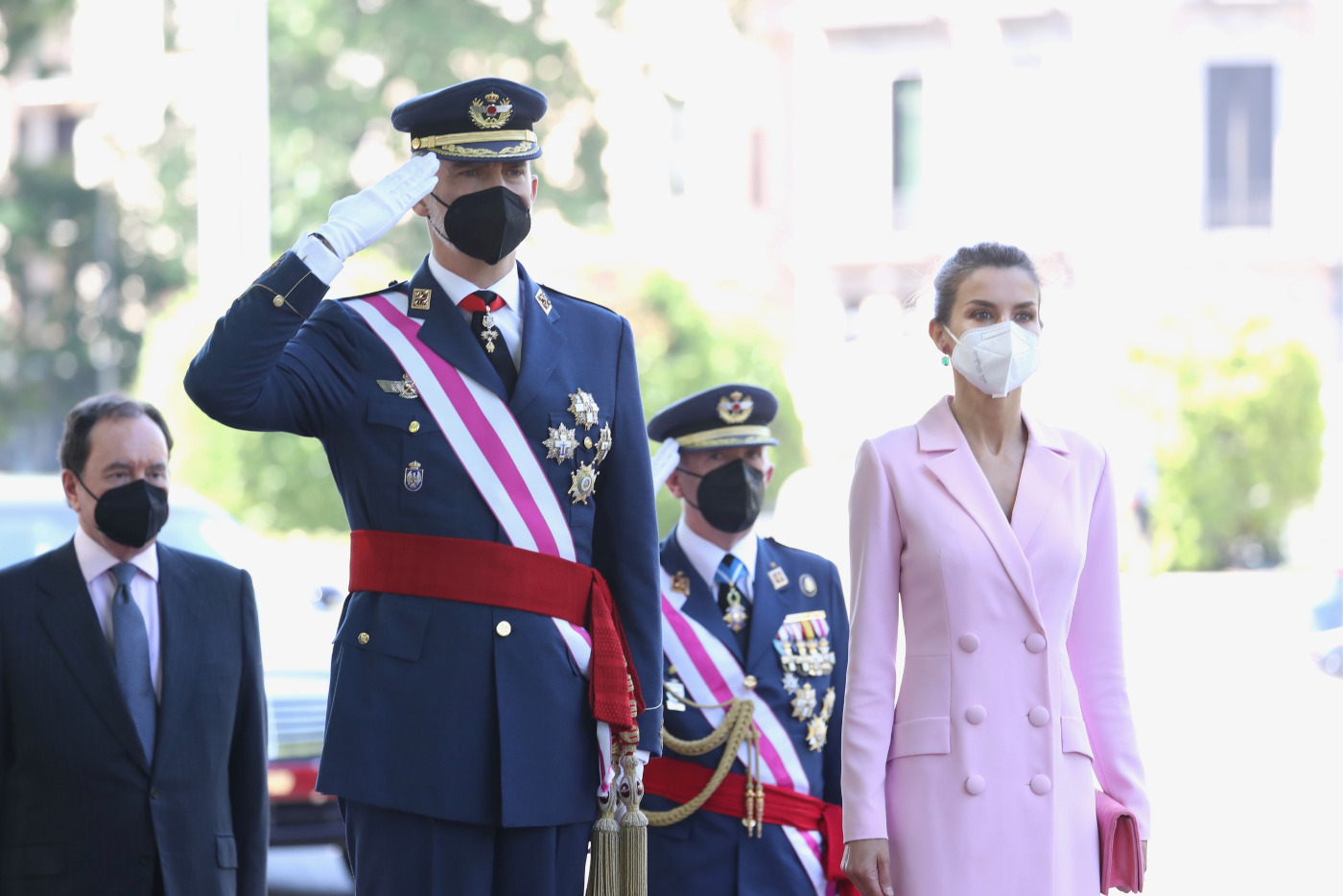 Felipe y Leticia protagonizan el Día de las Fuerzas Armadas de España en Madrid ⋆ Madrid Metropolitan