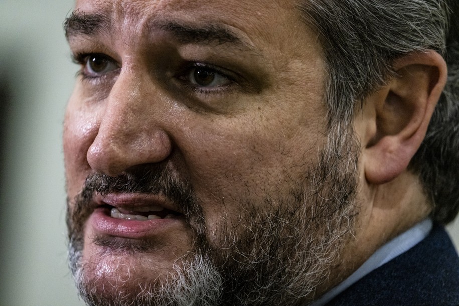 Donald Trump se prepara para perder y mira la desesperación de Ted Cruz