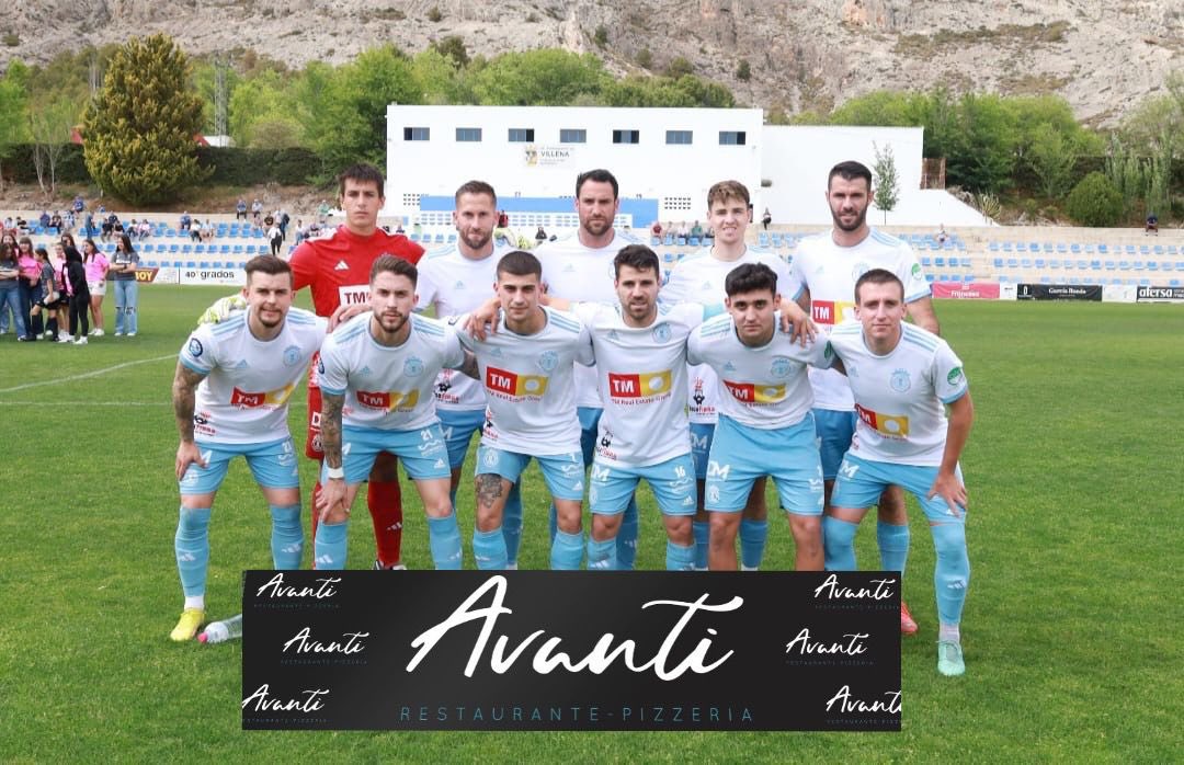 Lewis vuelve al acta mientras Torry se mantiene en contacto con los líderes de la liga