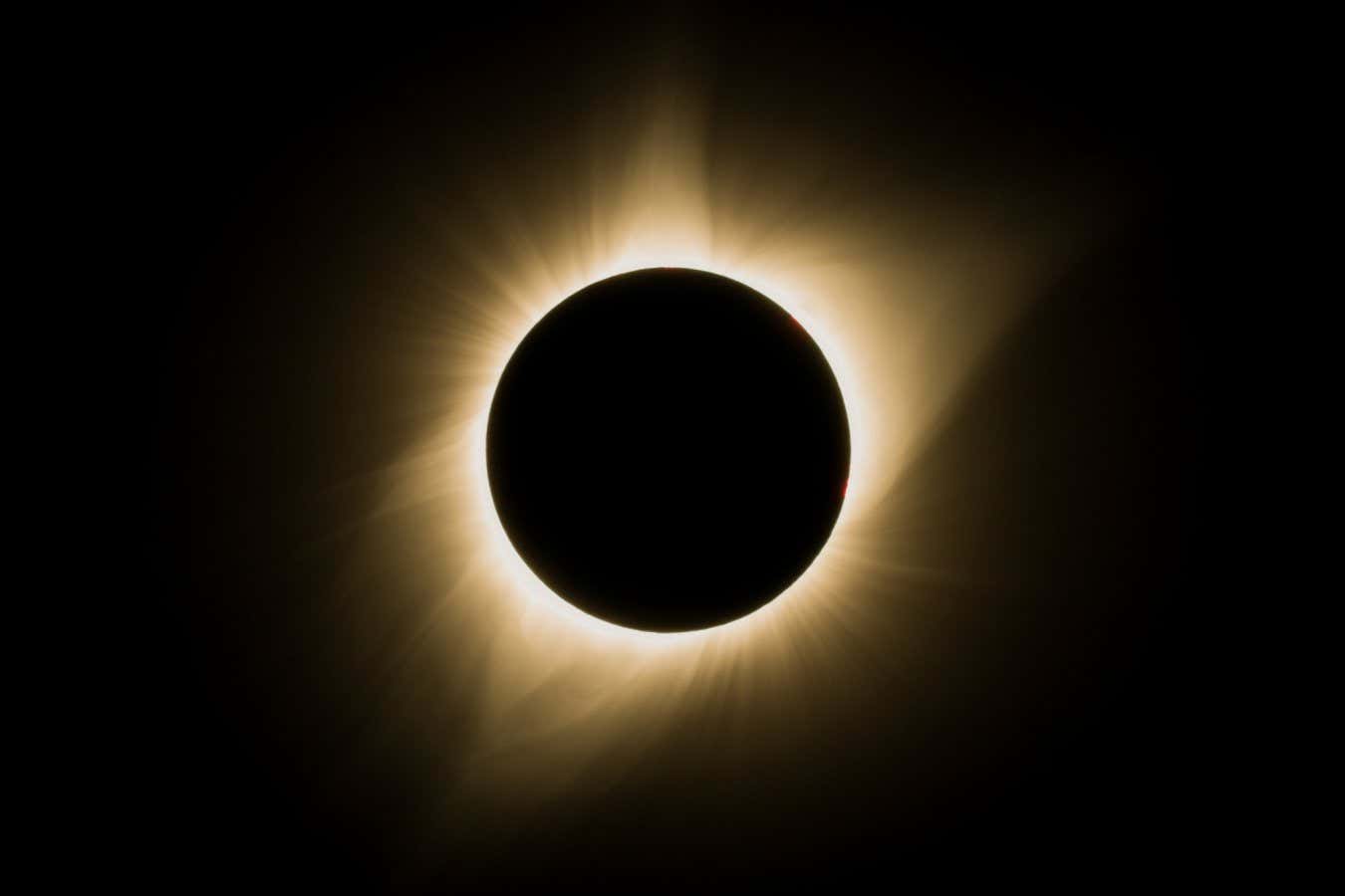 ¿Cómo podríamos hacer que ocurra un eclipse solar todos los días?