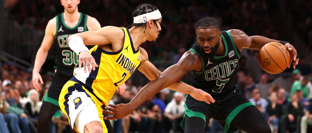 La gran noche de Jaylen Brown ayudó a los Celtics a ganar el segundo juego sobre los Pacers
