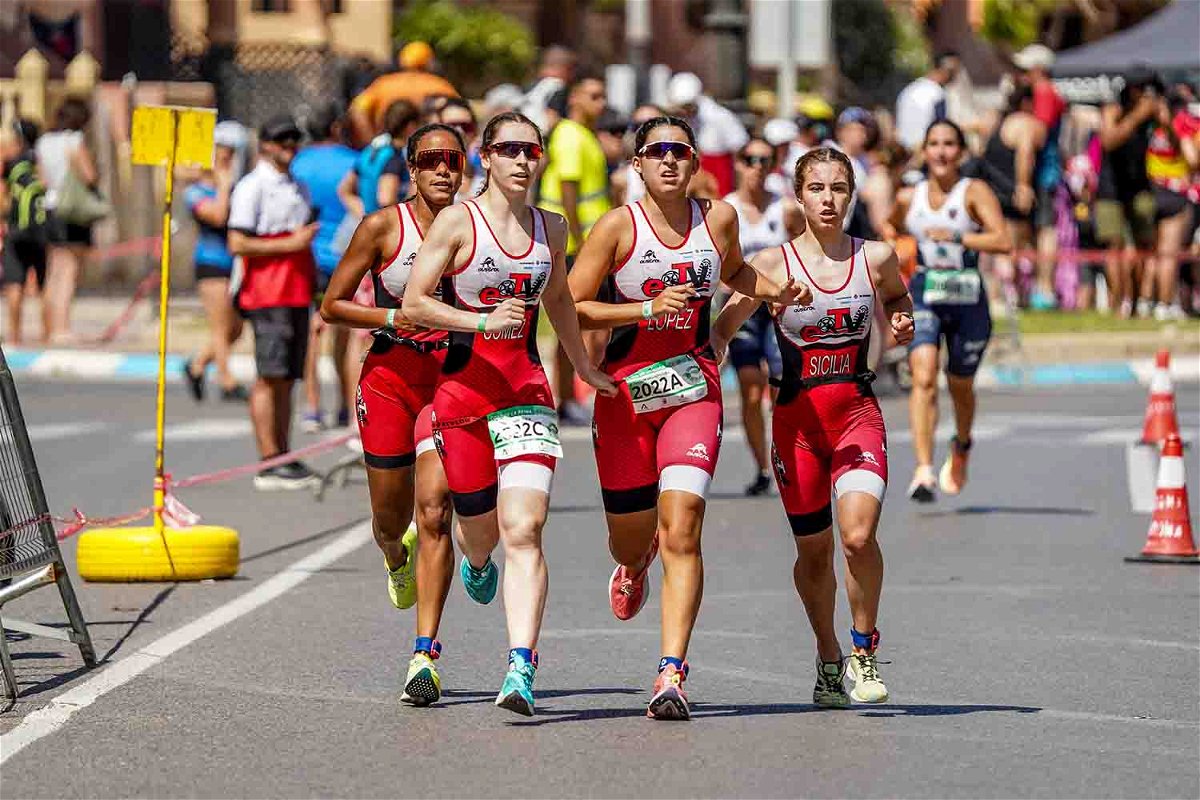 Espectáculo de triatlón « Euro Weekly News