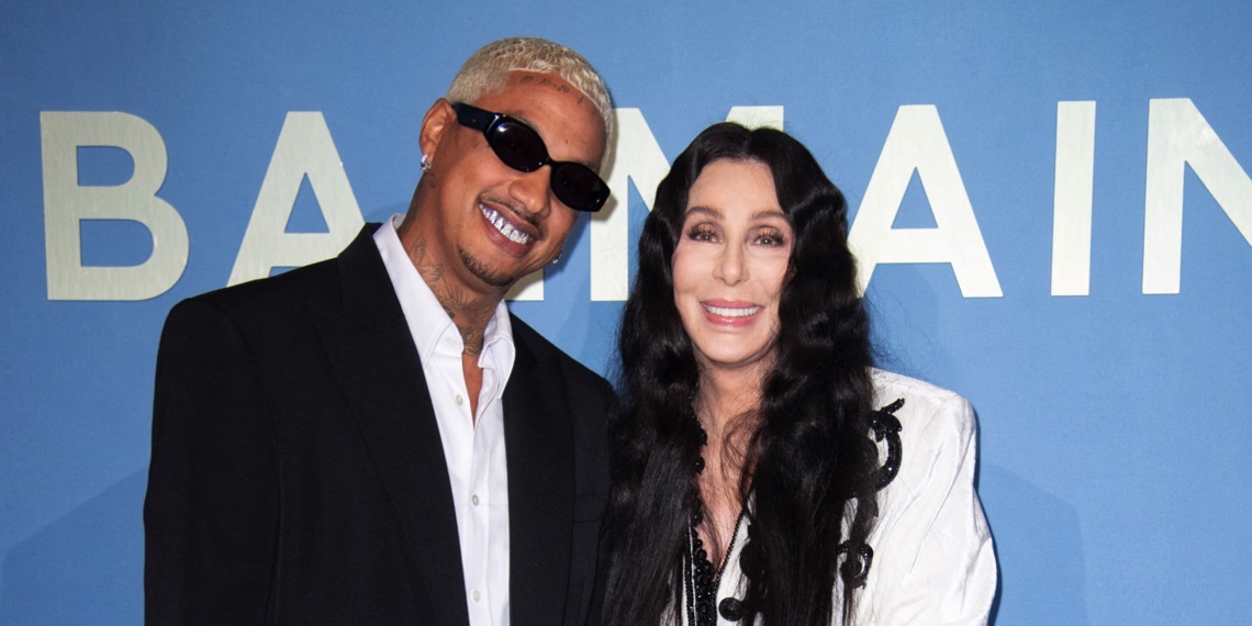 Cher dice que no sale con hombres de su edad porque ‘están todos muertos’ y más noticias – Socialite Life
