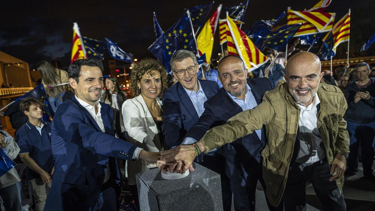 Feijóo afirma que Meloni “no es homologable a la extrema derecha europea”