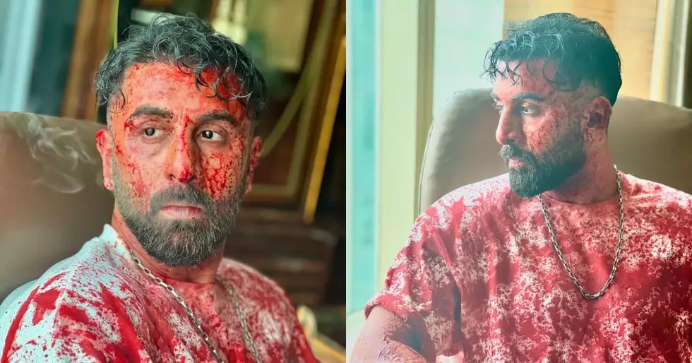 Imágenes de Ranbir Kapoor manchado de sangre se vuelven virales