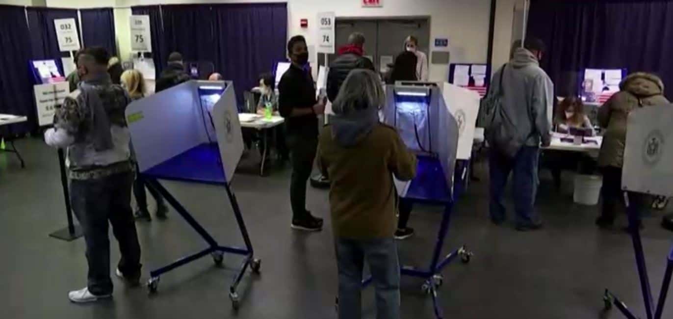 Solicitan investigación sobre republicanos de Michigan por presunta falsificación y fraude