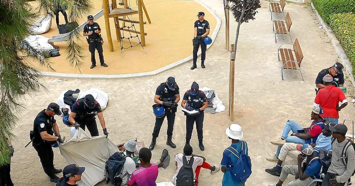 14 personas imputadas por operación ilegal de venta ambulante