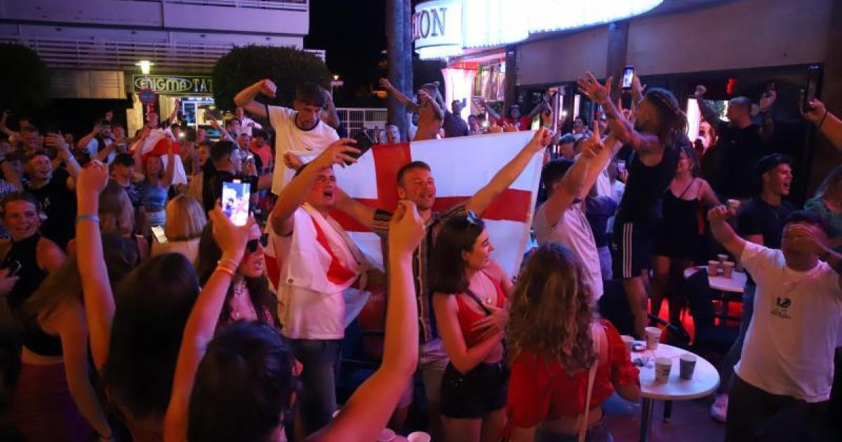 Mira tus camisetas de fútbol de la Eurocopa en Mallorca