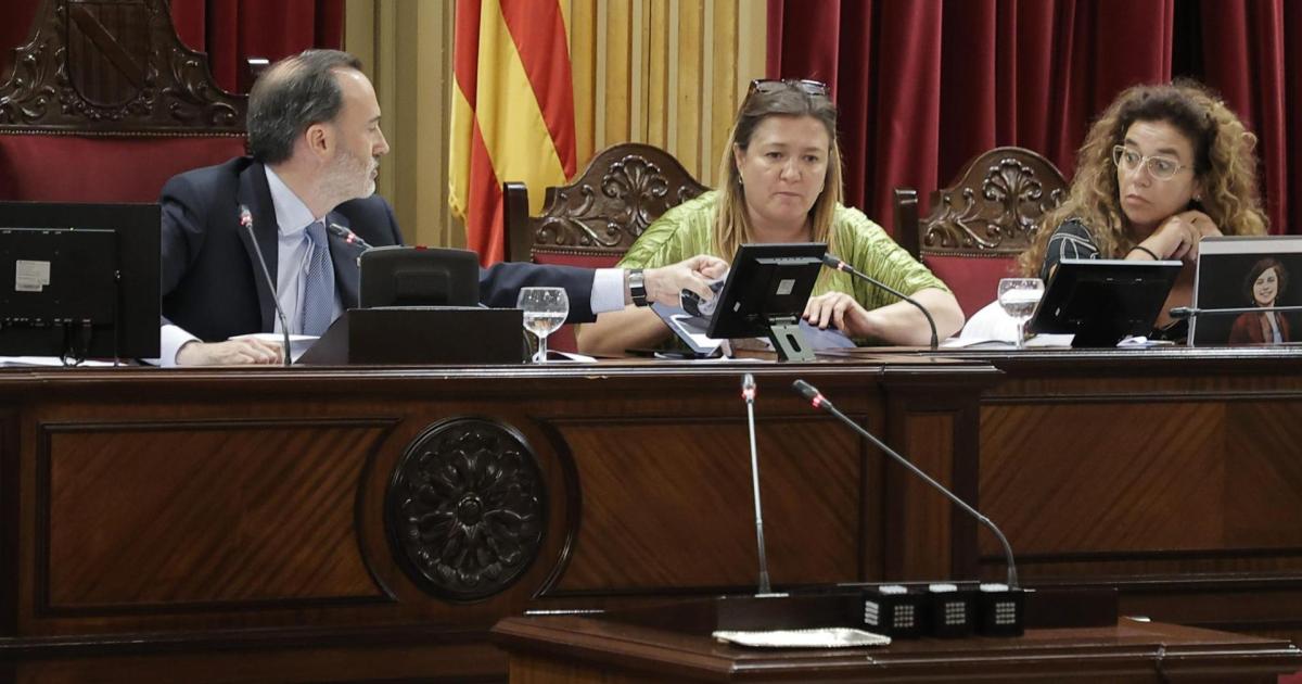 Parlamento Balear: Piden la dimisión del presidente