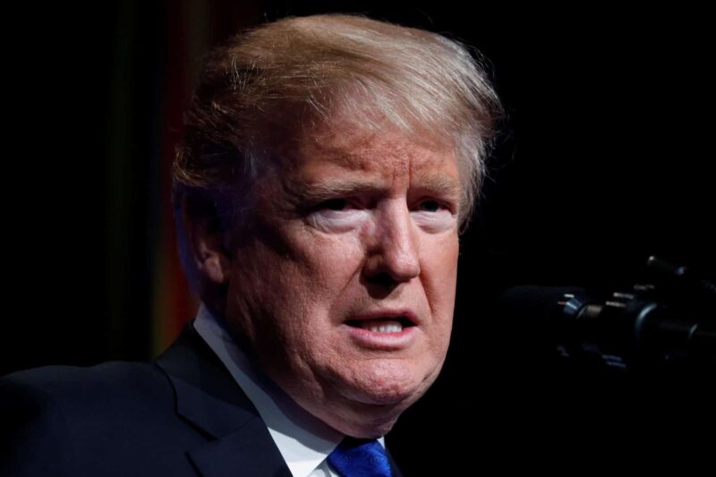 Trump sigue amordazado mientras la apelación contra el orden fracasa y arde