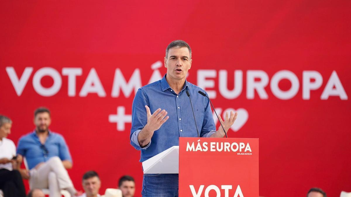 Sánchez: “El PSOE es el camino; gracias de corazón, os las damos Begoña y yo”