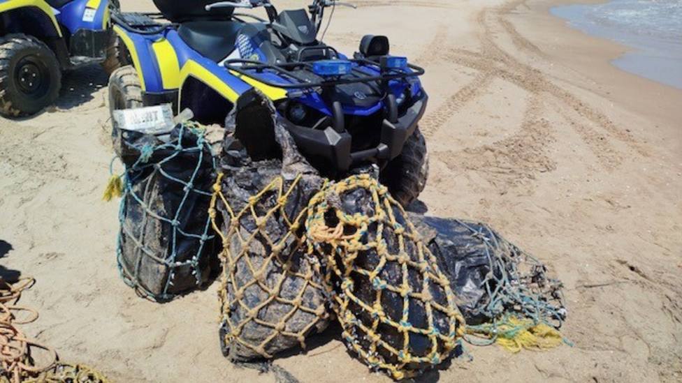 Un cargamento de cocaína valorado en millones aparece en una popular playa turística de España