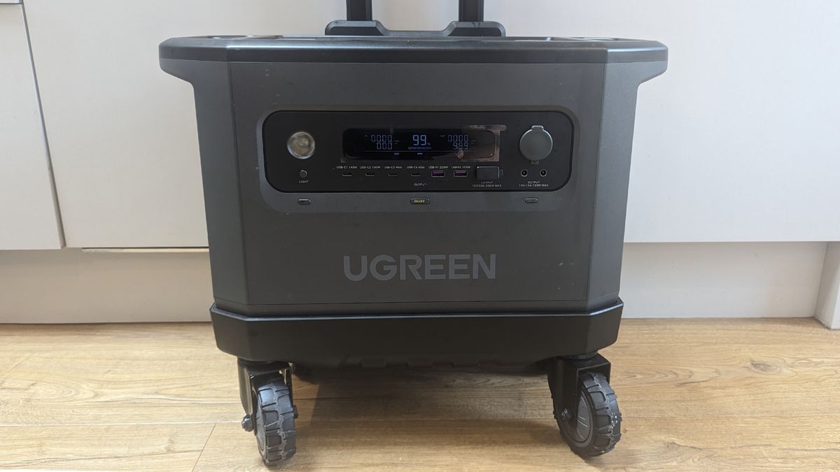 Revisión de la central eléctrica Ugreen PowerRoam 2200