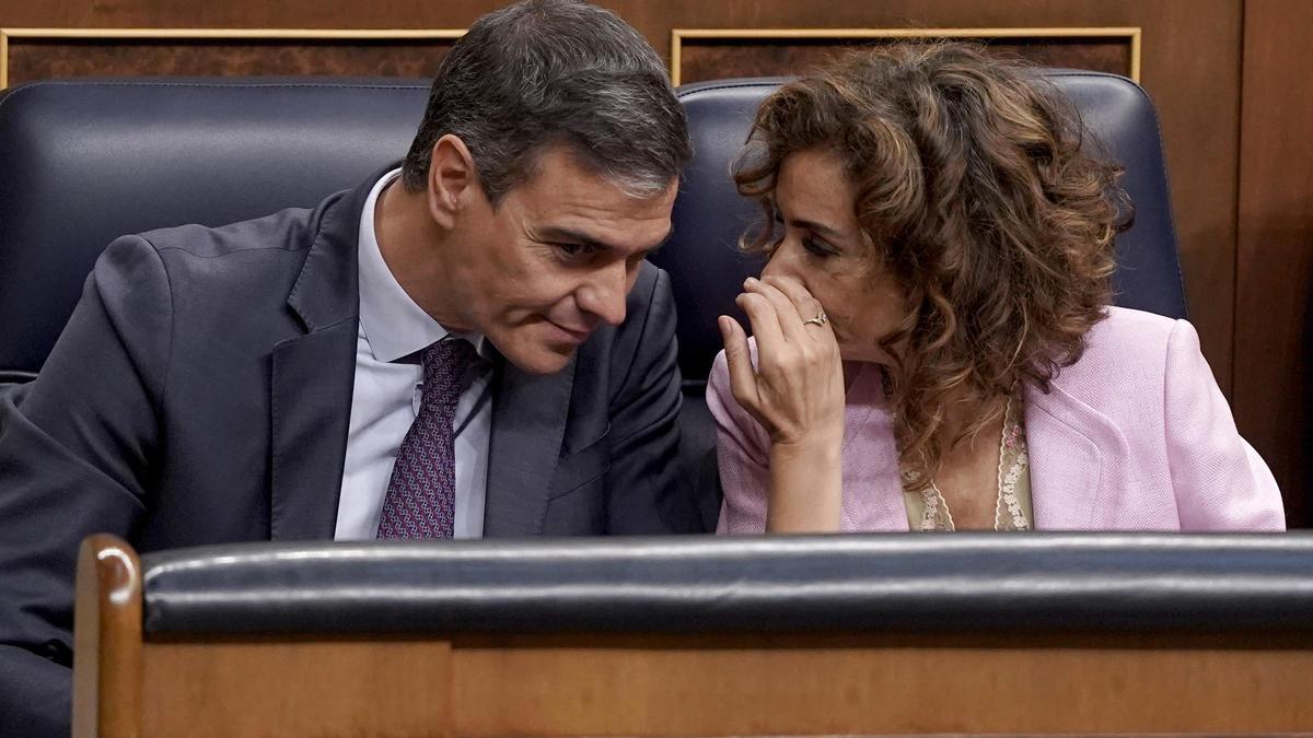 La negociación más explosiva del Gobierno: ¿por qué Sánchez va con pies de plomo en la financiación singular para Catalunya?