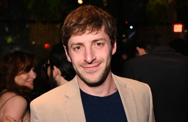 Alex Edelman aborda su sexualidad y revela cómo podría inspirar su próximo programa