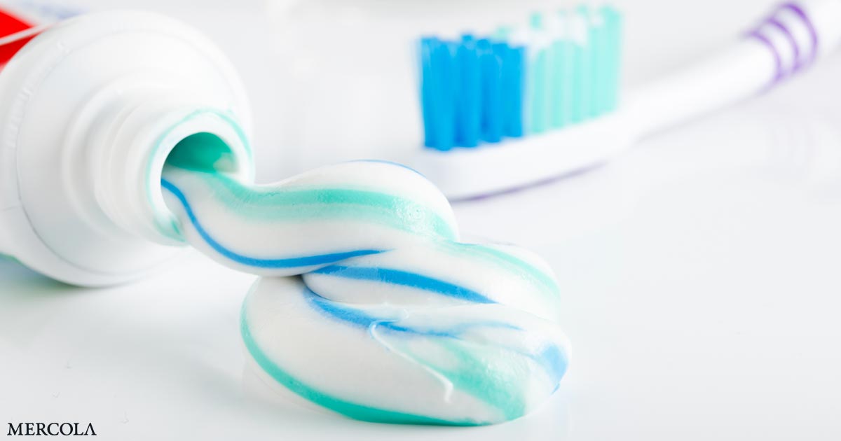 ¿Es hora de deshacerse de la pasta de dientes?