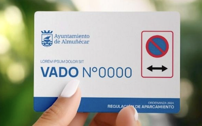 Estacionamiento frente a garajes