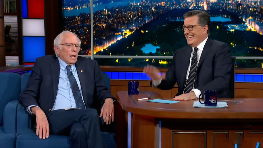 Bernie Sanders le trae a Stephen Colbert el mensaje de campaña perfecto