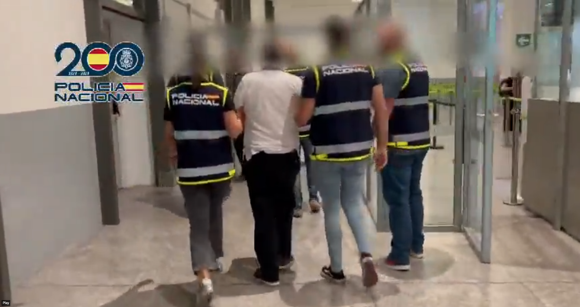 Redada de diamantes de sangre en la Costa del Sol: la policía armada detiene a un presunto traficante